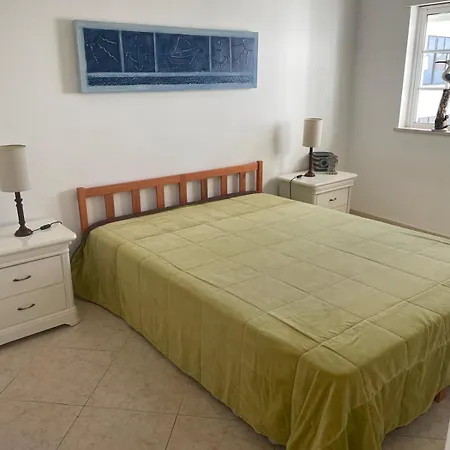 Al Pátio Camaleónico I * Vila Real de Santo António